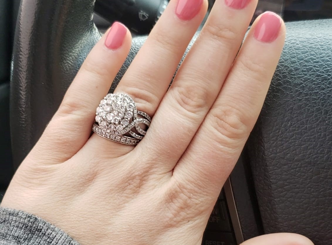 Wife Accuses Jeweler of Giving $6K Wedding Ring to Wrong Person—Who Sold It