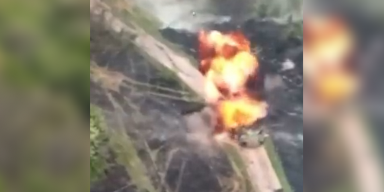 ukraine tank russia blow up video