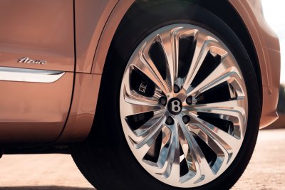 2023 Bentley Bentayga EWB 2023 Bentley Bentayga EWB
