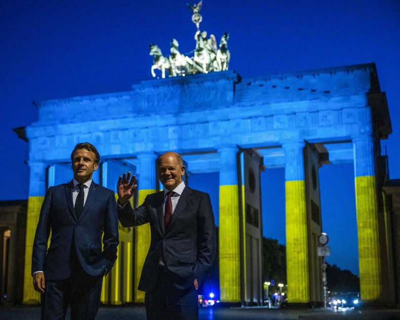 Macron and Scholz at Brandenburg Gate Berlin