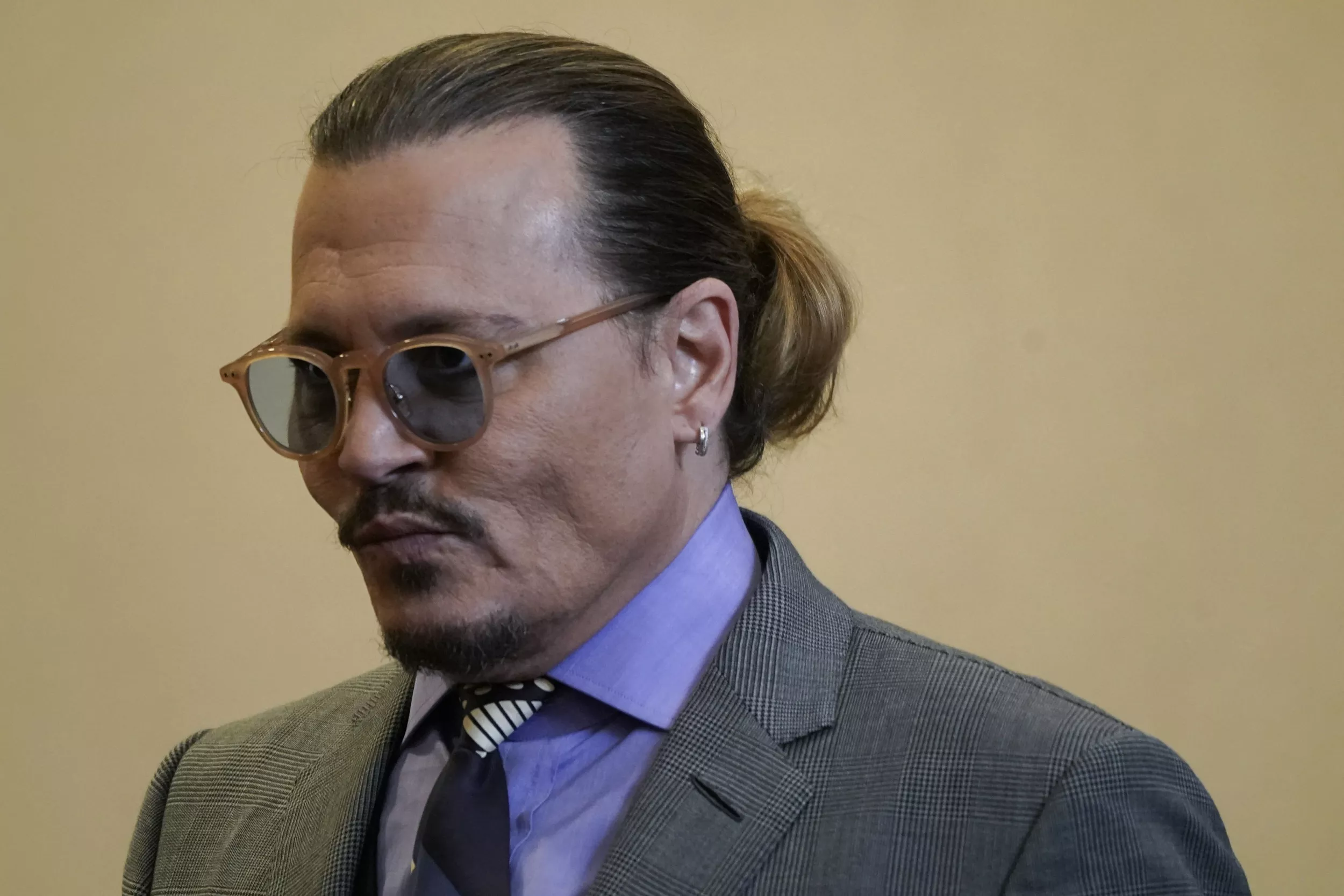 Johnny Depp Trial Souvenir Cottage Industry Thrives on Etsy - Vimarsana News