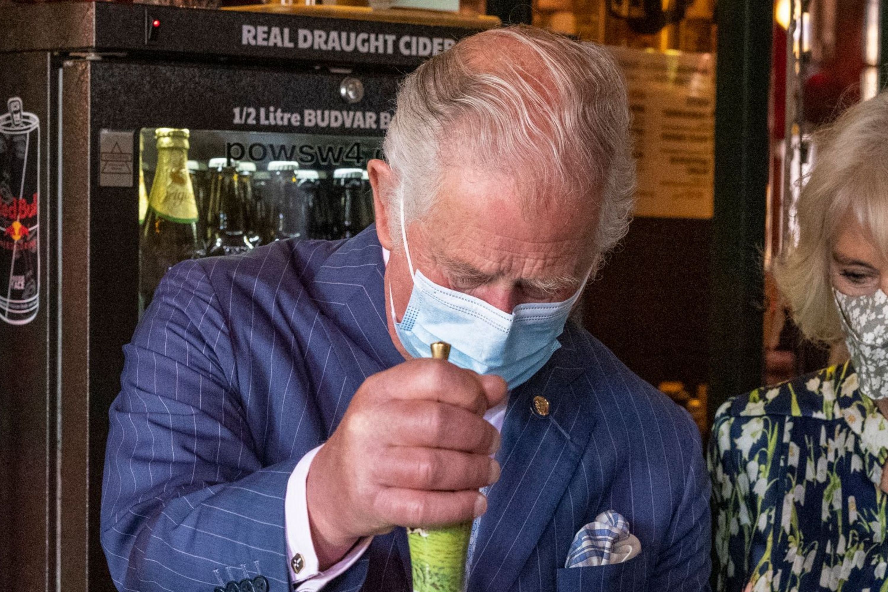 Prince Charles Hands Go Viral After Photos Of Swollen Fingers Newsweek