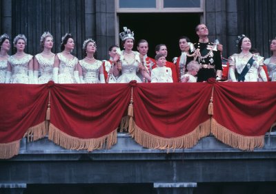 Queen Elizabeth II coronation balcony Queen Elizabeth II coronation balcony