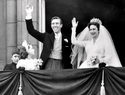Princess Margaret wedding balcony look Princess Margaret wedding balcony look