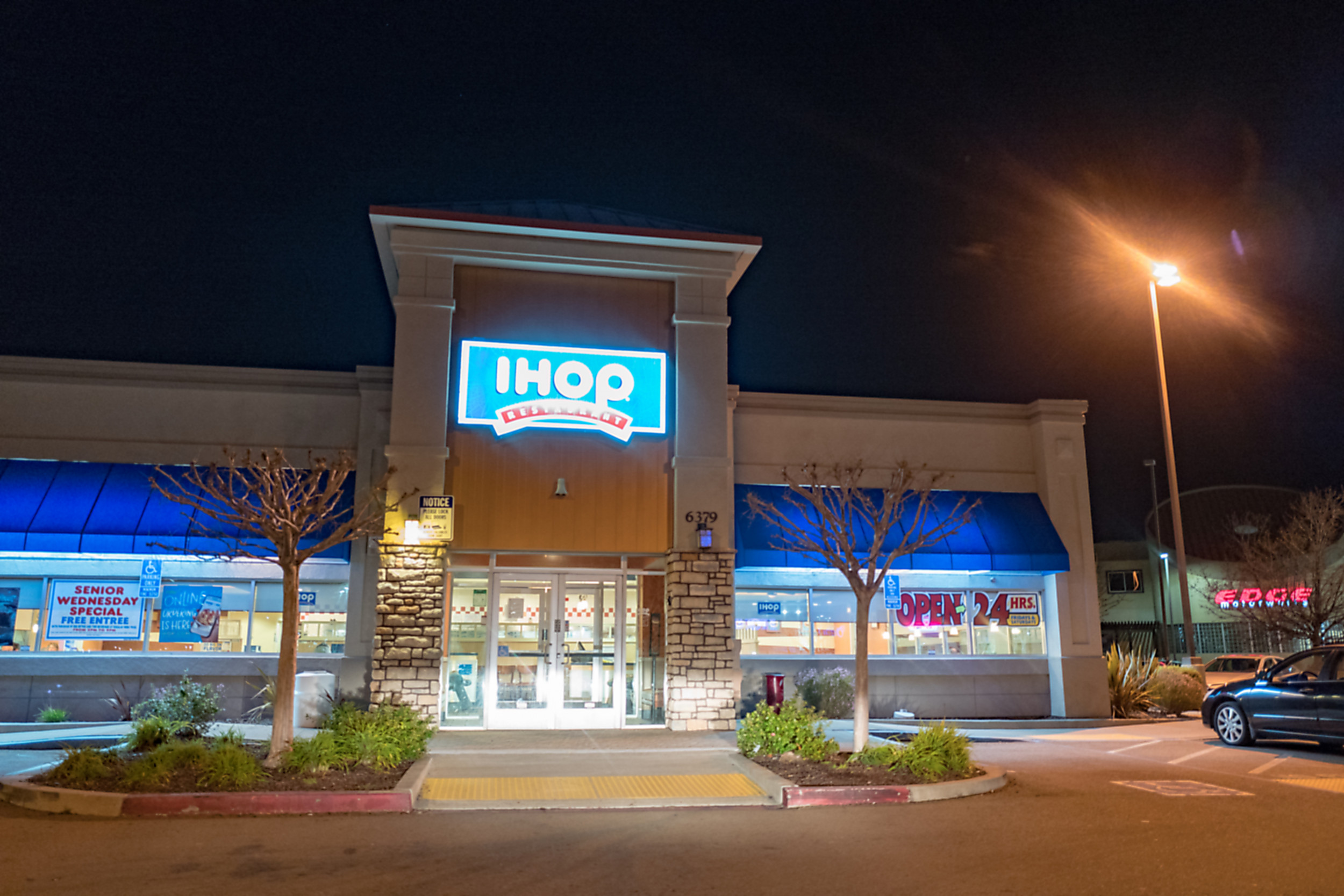 UPDATE] IHOP Not Moving Into The Limelight - Gothamist