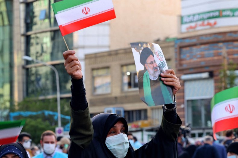Iran flag Raisi supporter