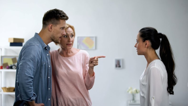 Son siding with mother-in-law versus wife