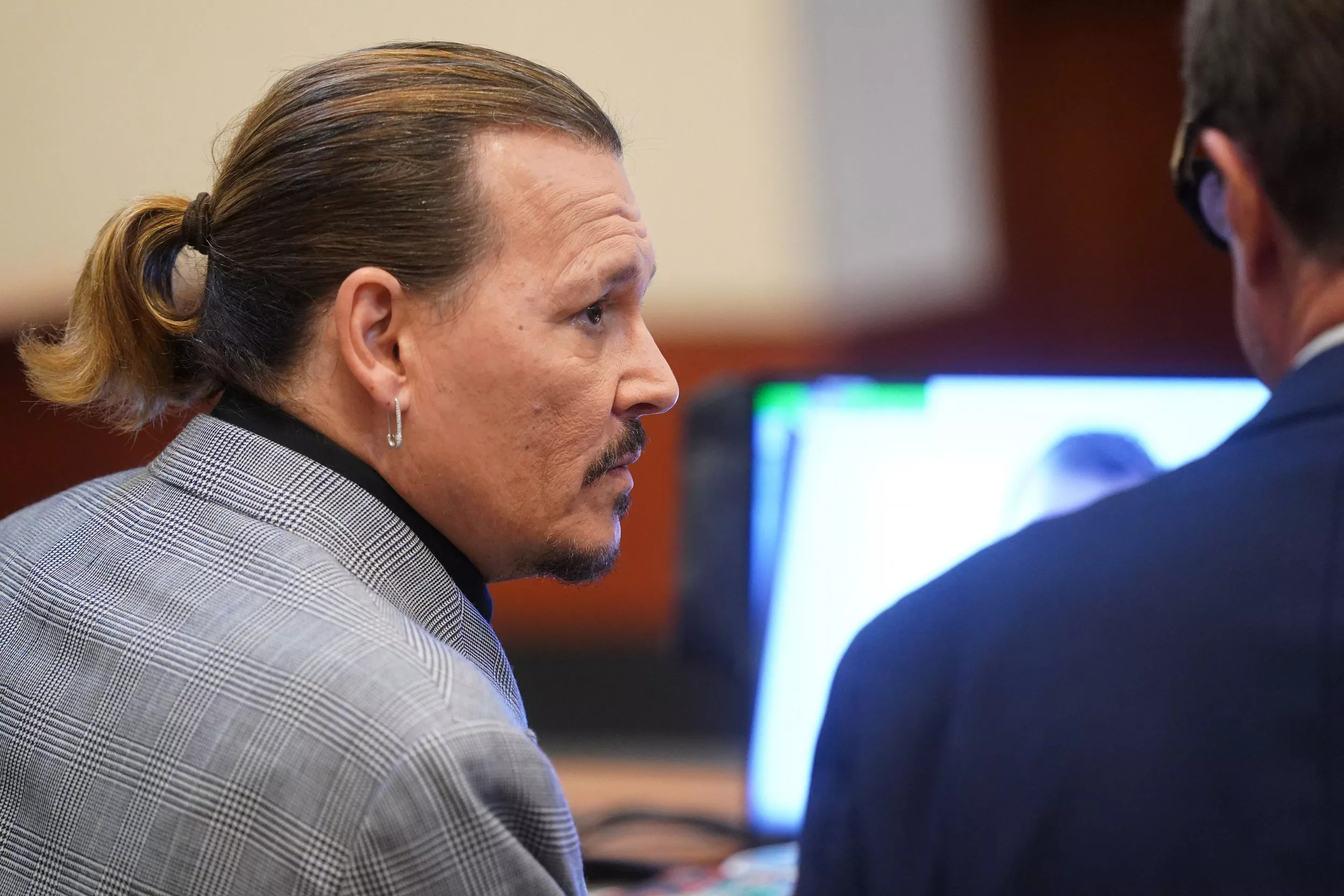 Johnny Depp Fans Ask Why Ex-Manager Was Allowed to Testify Against Him - Vimarsana News