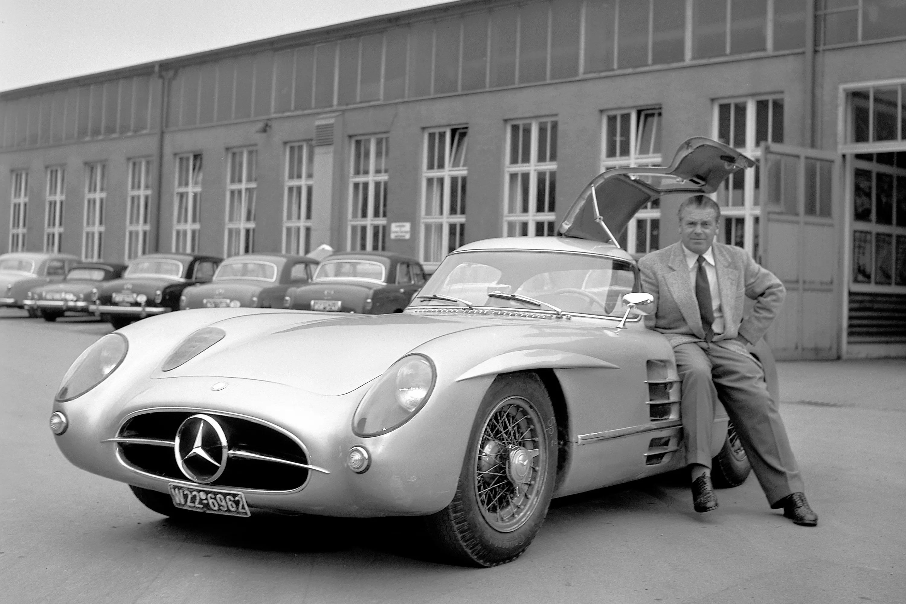 Rare Mercedes Sells for Record-Setting $143M - Vimarsana News