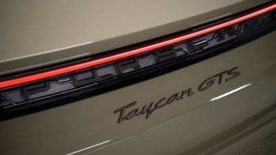 2022 Porsche Taycan GTS Hockenheimring Edition 2022 Porsche Taycan GTS Hockenheimring Edition
