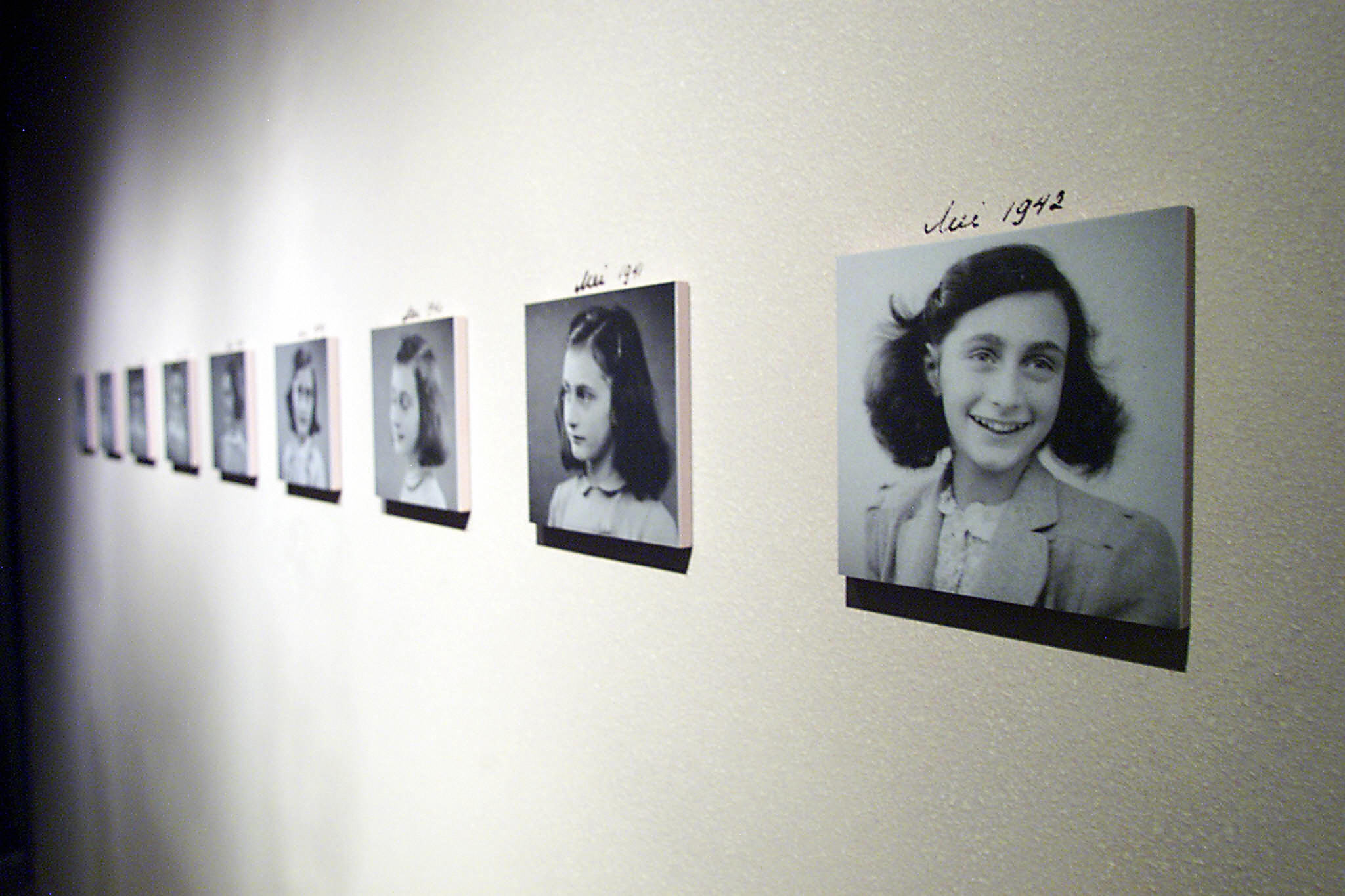anne frank quotes