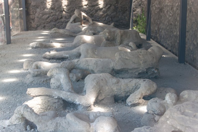 Plaster casts of Pompeii victims