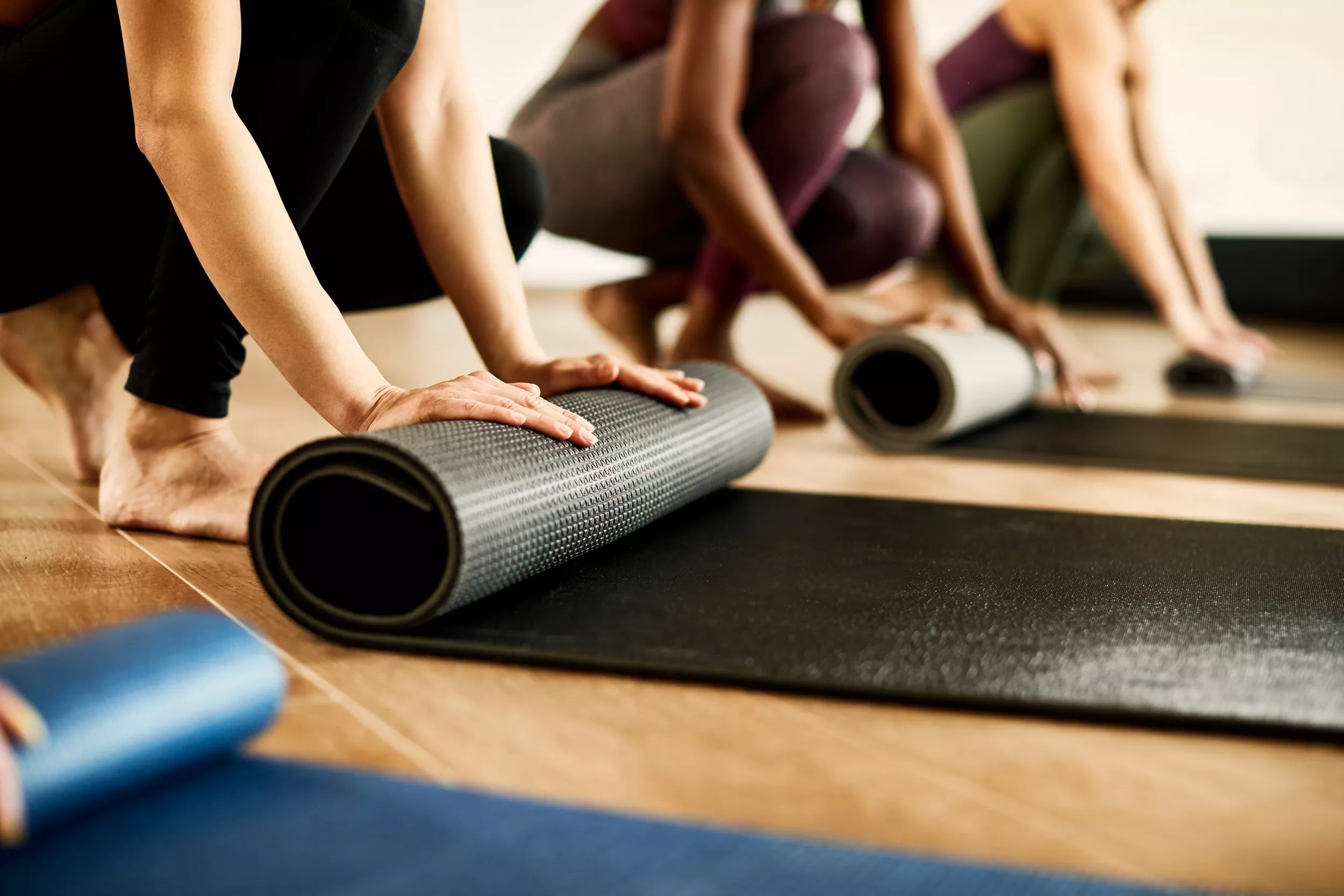 Plus-Size Yoga Teacher Recounts 'Infuriating' Class Experience: 'So Mad' - Vimarsana News
