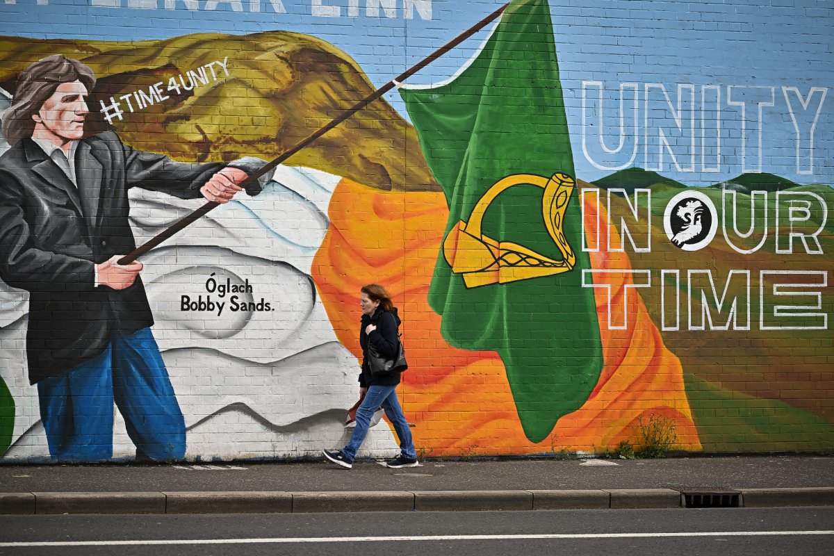 Ireland, unity, mural, Belfast, vote, May, 2022