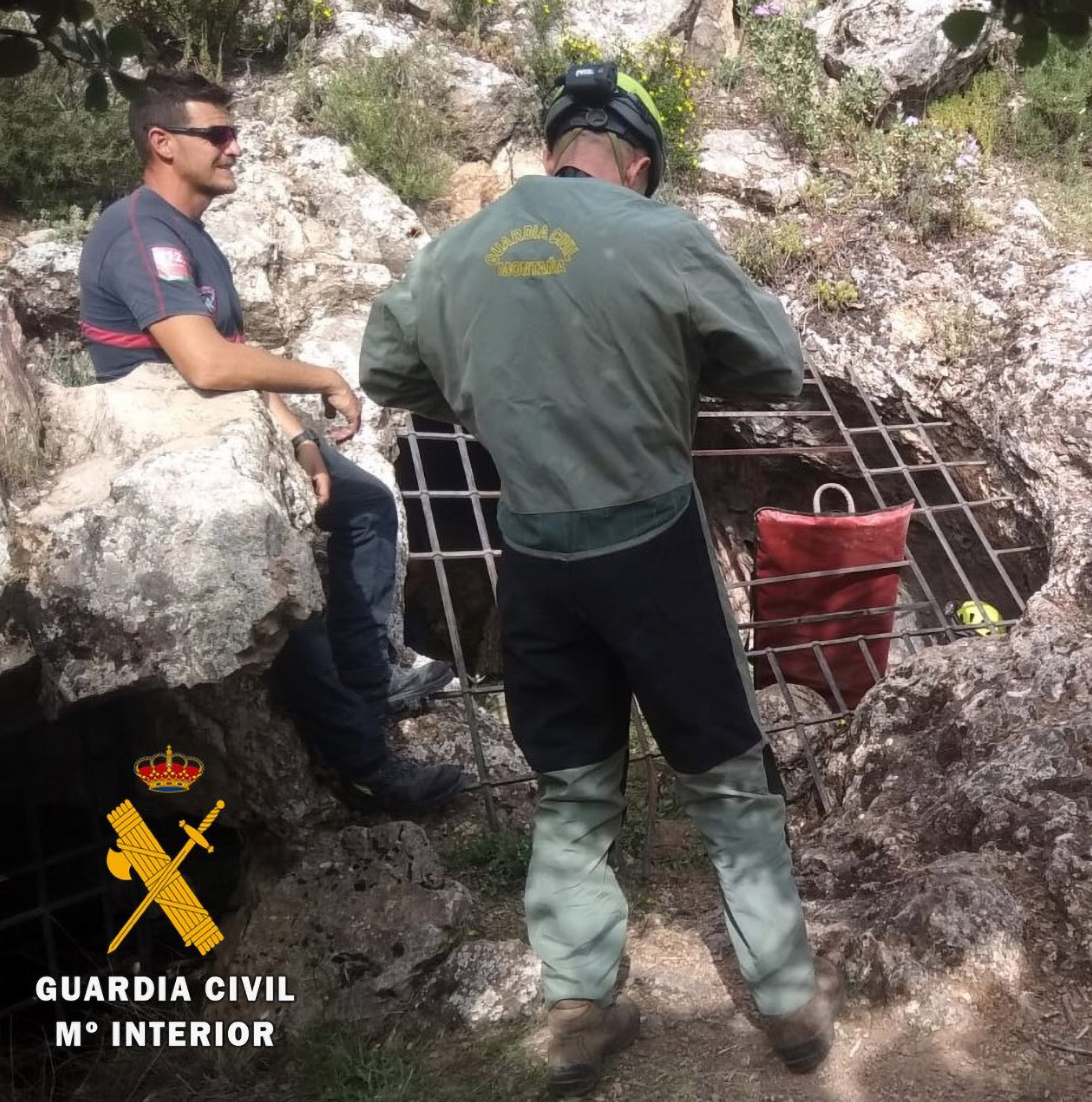 La cueva atrapada fue rescatada por un equipo de rescate en España