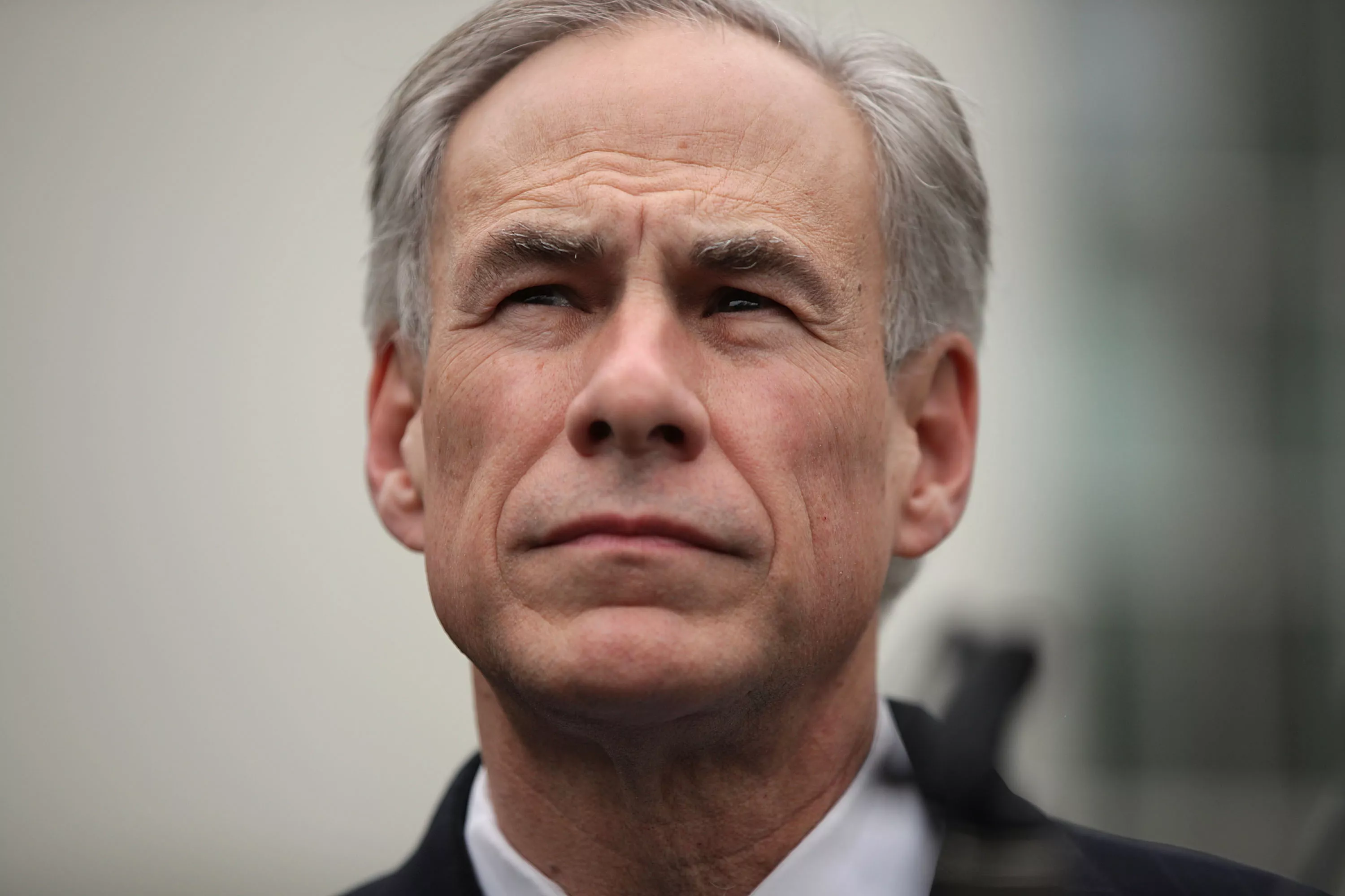 Abbott Tweet Saying Texans Should Buy More Guns Resurfaces After Shooting - Vimarsana News