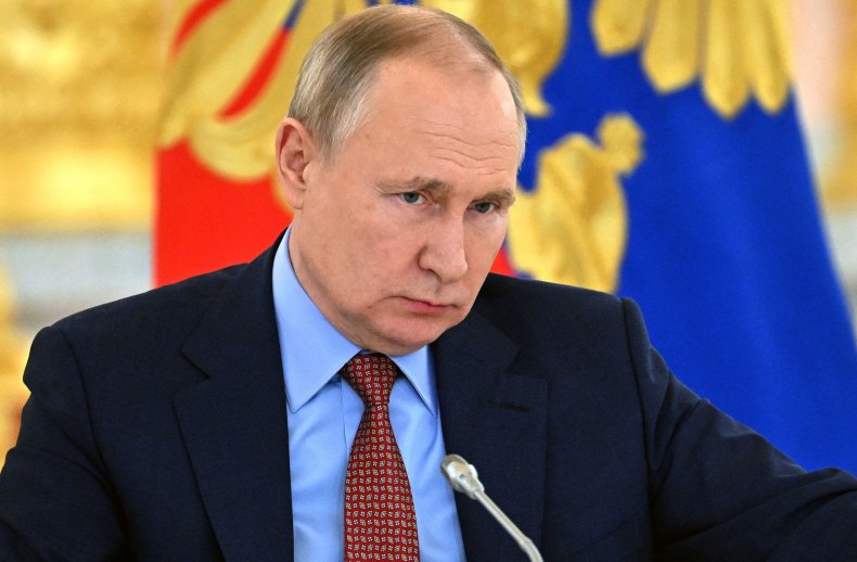 Defeating Putin Expert Russia