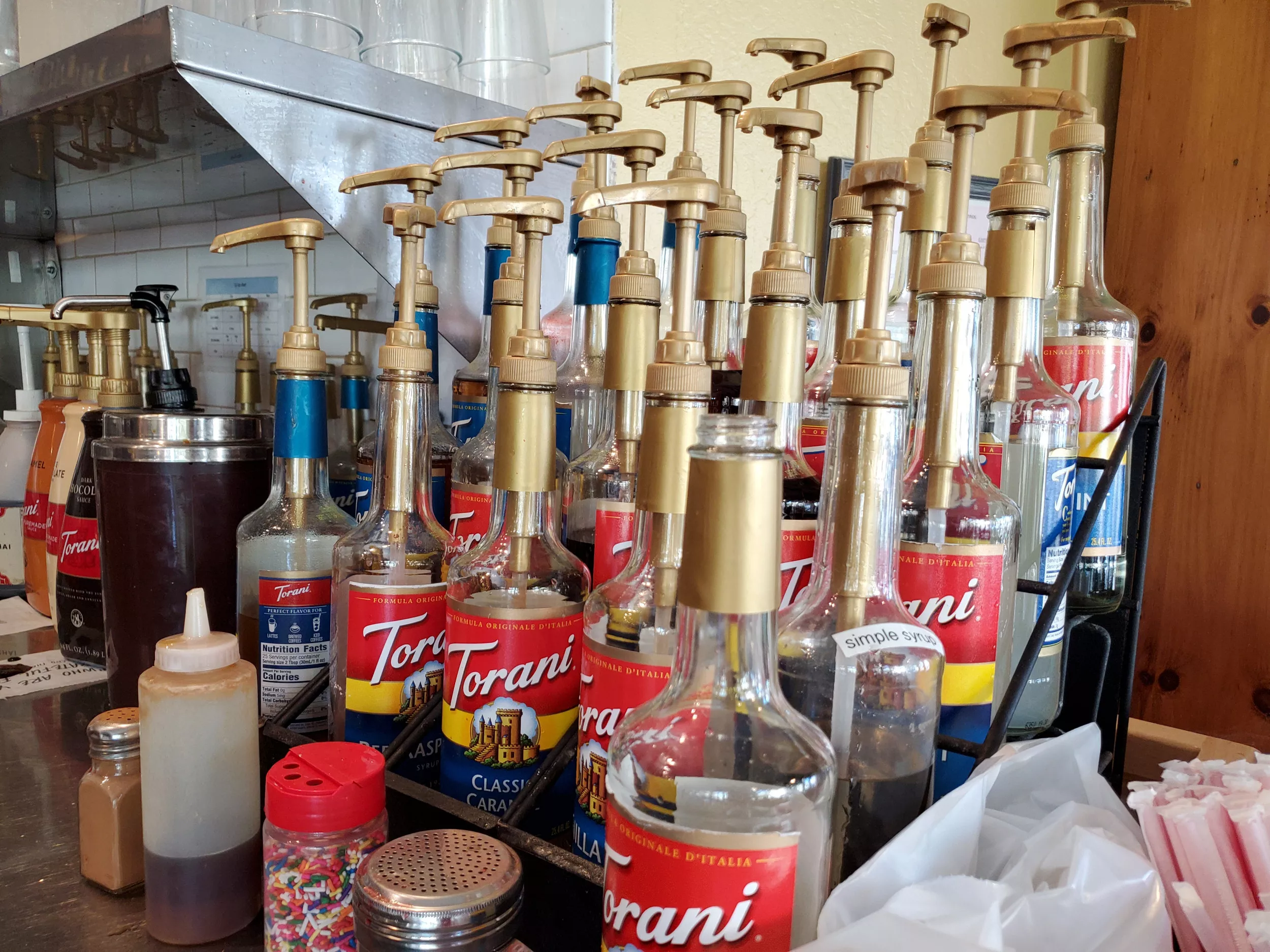 Starbucks Fan Vows Never to Buy Coffee Again After Making DIY Drink Station - Vimarsana News