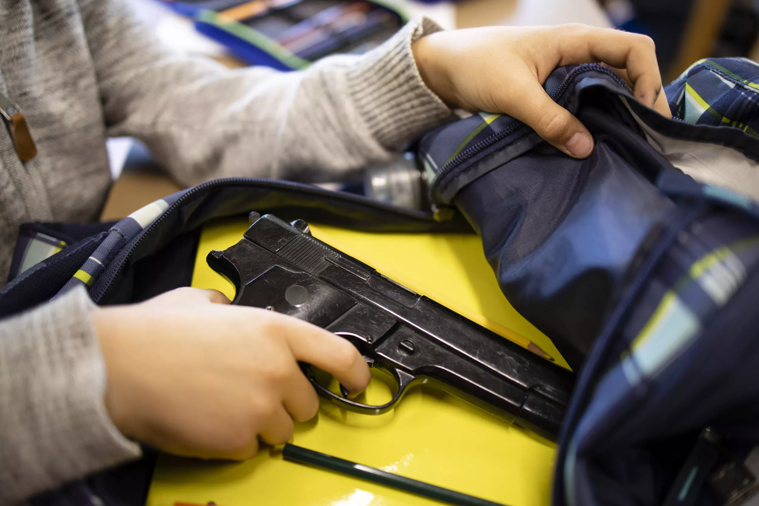 Loaded Gun Brought to Elementary School by 7-Year-Old Days After Uvalde - Vimarsana News