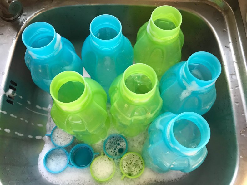 Sink full of reusable water bottles 