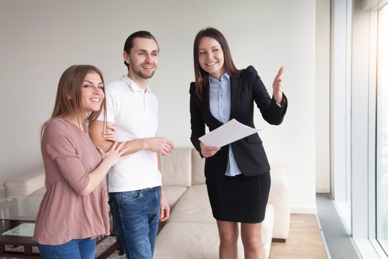 Apartment Showing