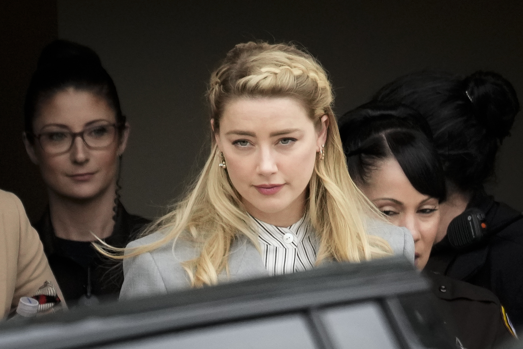 How One Sentence in Amber Heard's Testimony Could Sink Her Case—Lawyer Newsweek