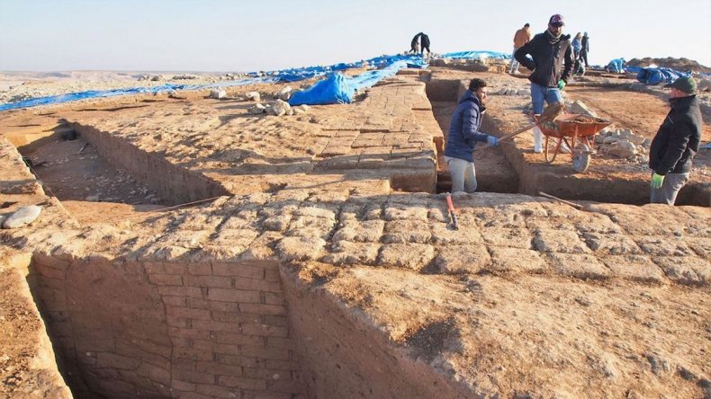 Excavation of Kemune near Mosul Iraq