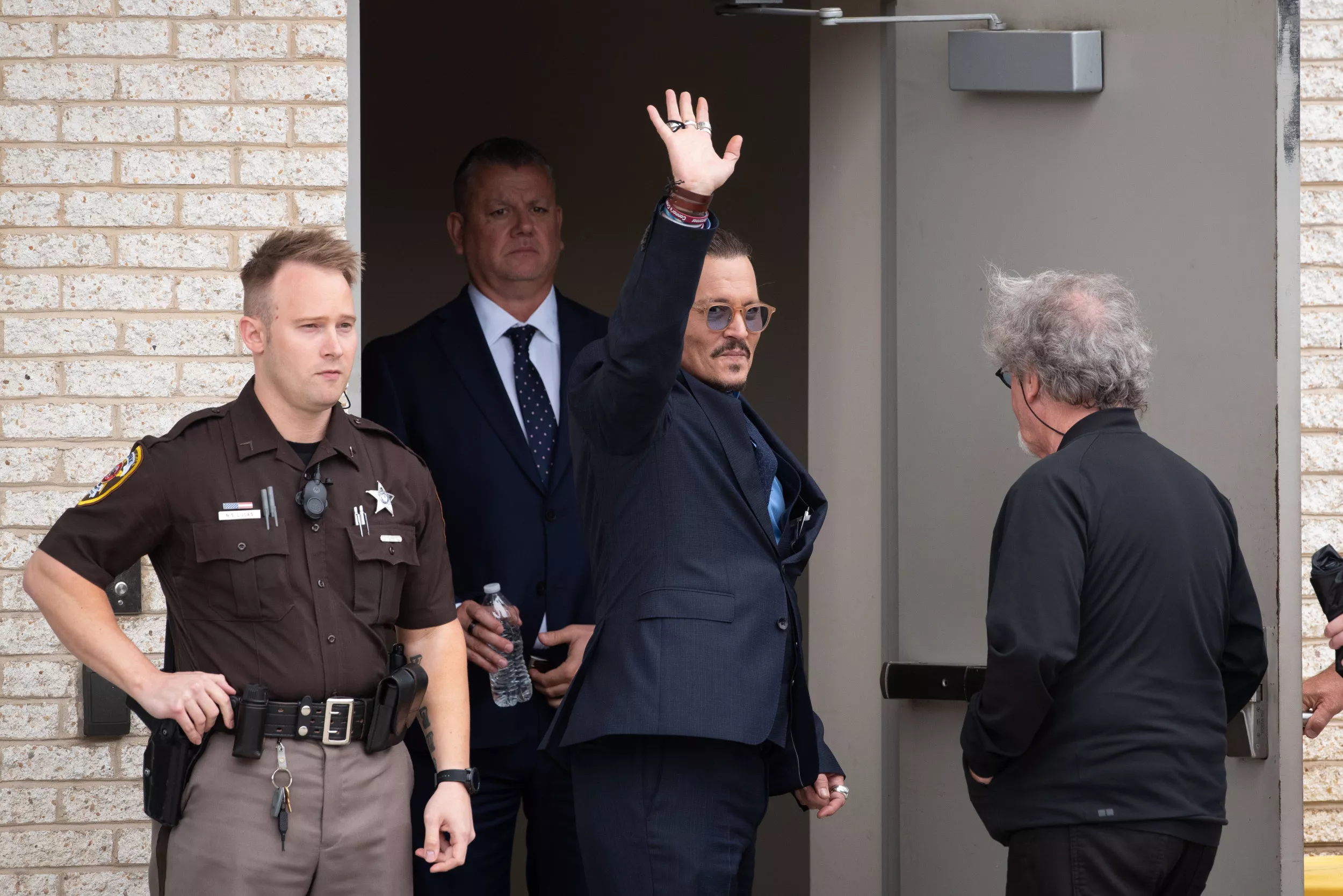 House Republicans Share Jack Sparrow GIF After Johnny Depp Trial Victory - Vimarsana News