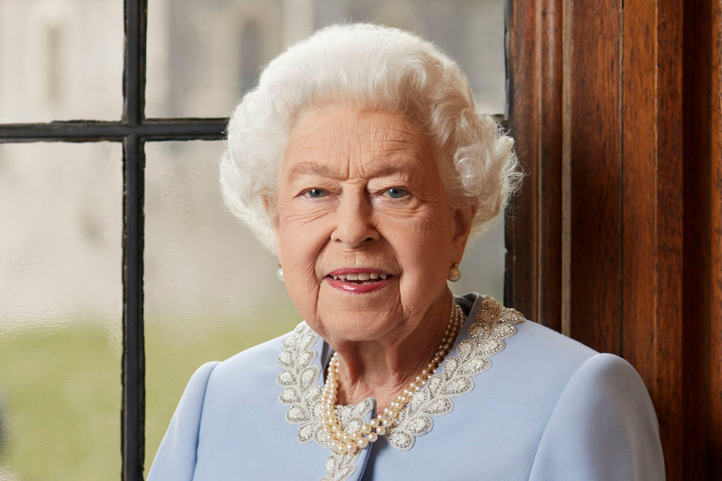 Queen Elizabeth II Applauded On Palace Balcony At Platinum Jubilee Parade