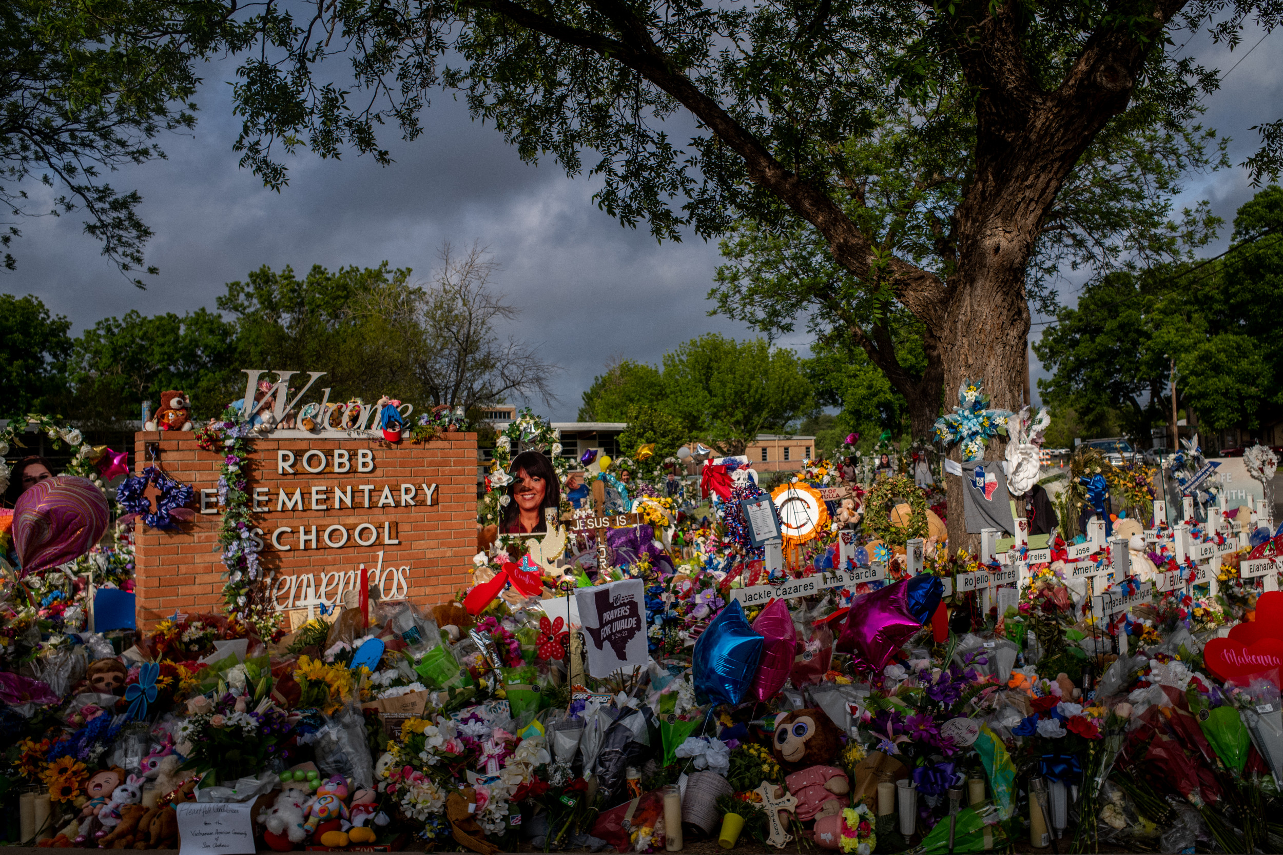 Everything Police Claimed About The Uvalde Shooting That Was Debunked