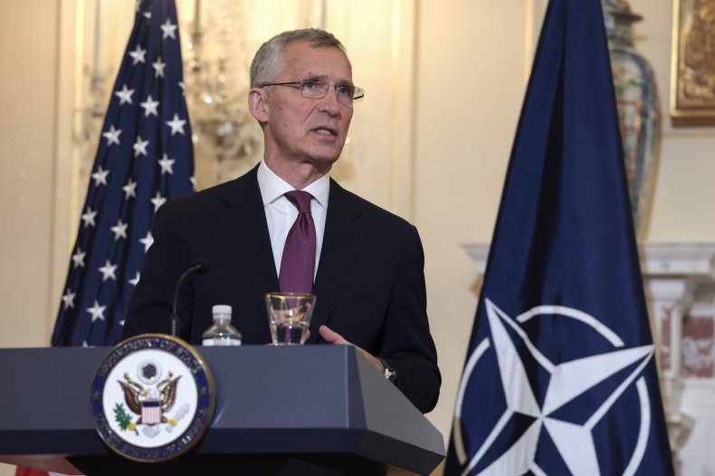 Nato: lännen on oltava valmis “pitkään matkaan” Venäjän ja Ukrainan väliseen “kuroitumissotaan”