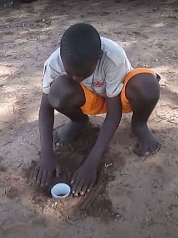 Mabikacheche succeeded in bringing golf to rural Zimbabwe 2 Golf in Zimbabwe