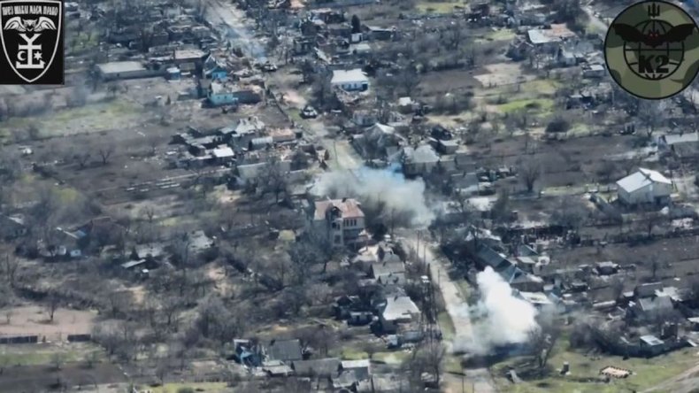 Russian tanks hit in Marinka Donbas region