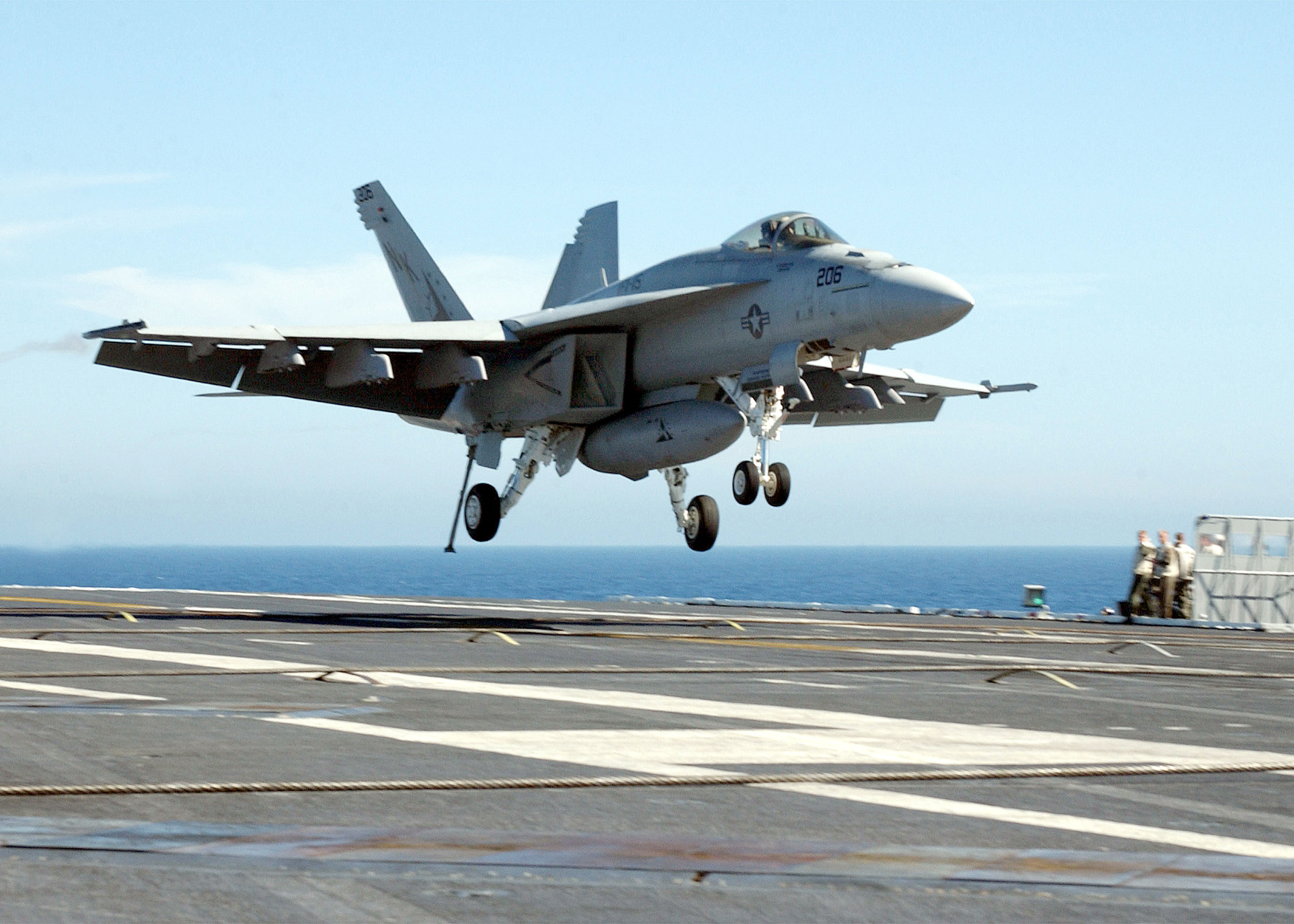 US Navy Pilot Dead as Fighter Jet Crashes in Southern California