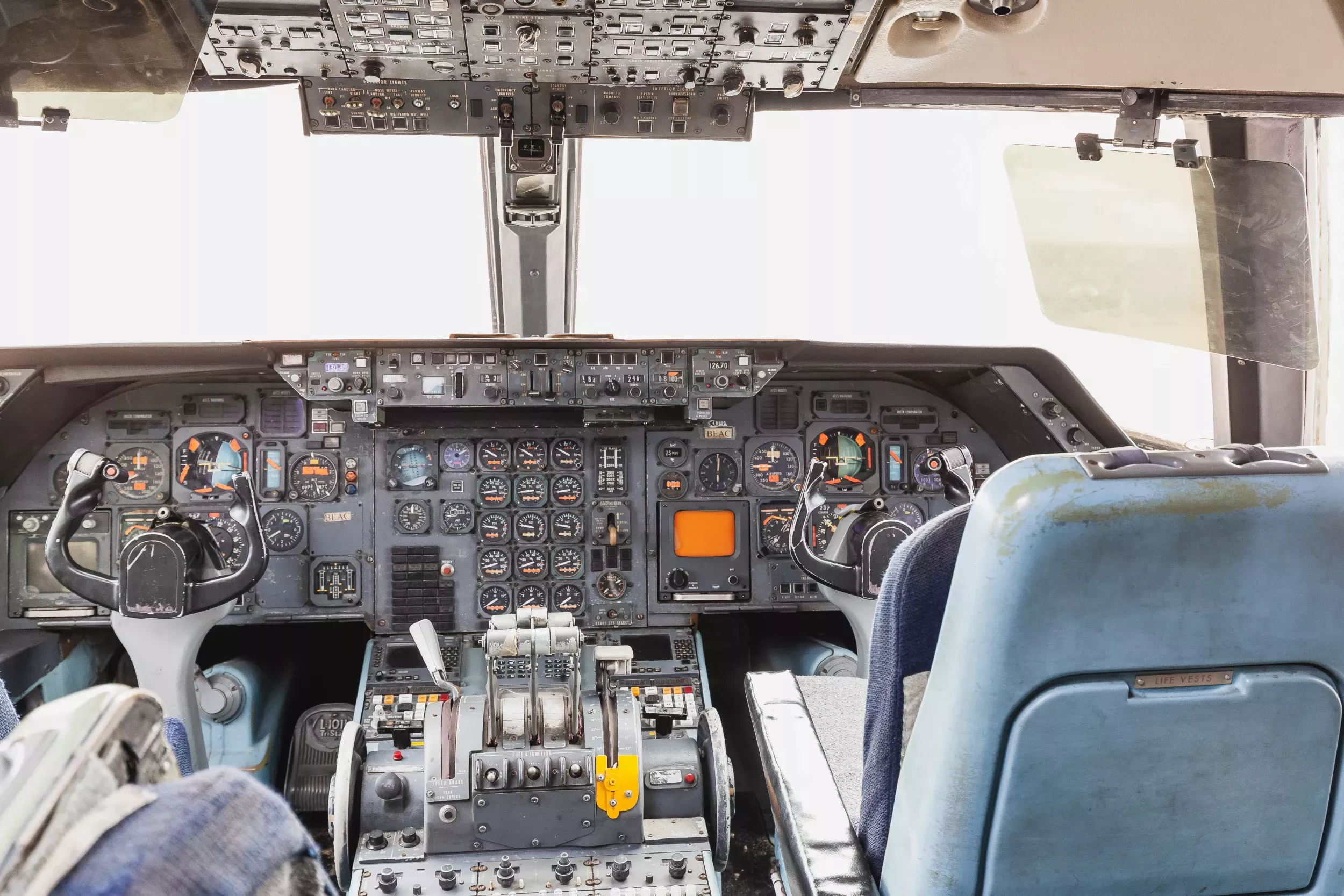 Urban Explorer Finds Decaying Cockpits at Former Airline Complex: 'Rot' - Vimarsana News