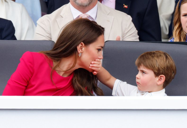 Prince Louis Covers Kate's Mouth