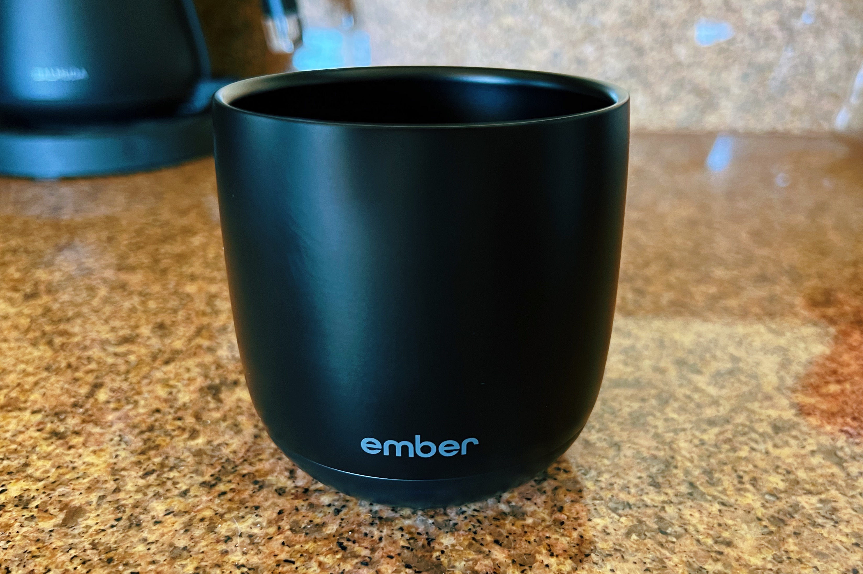 Ember Temperature Control Smart Cup, 6 oz, App-Controlled Heated Coffee  Cup, Espresso Mug with 90 Min Battery Life, Black