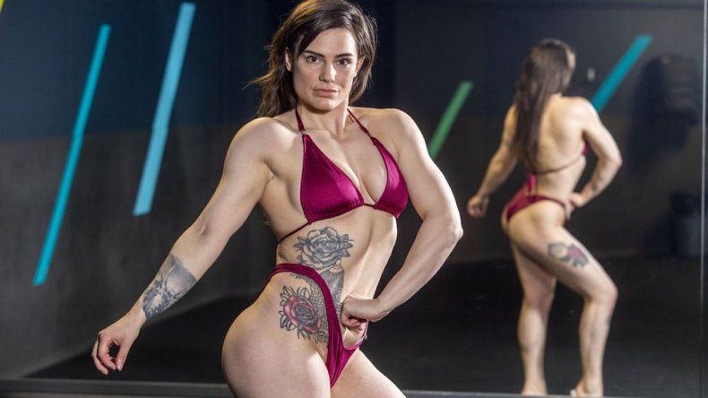 Anna Thomson is a bodybuilder