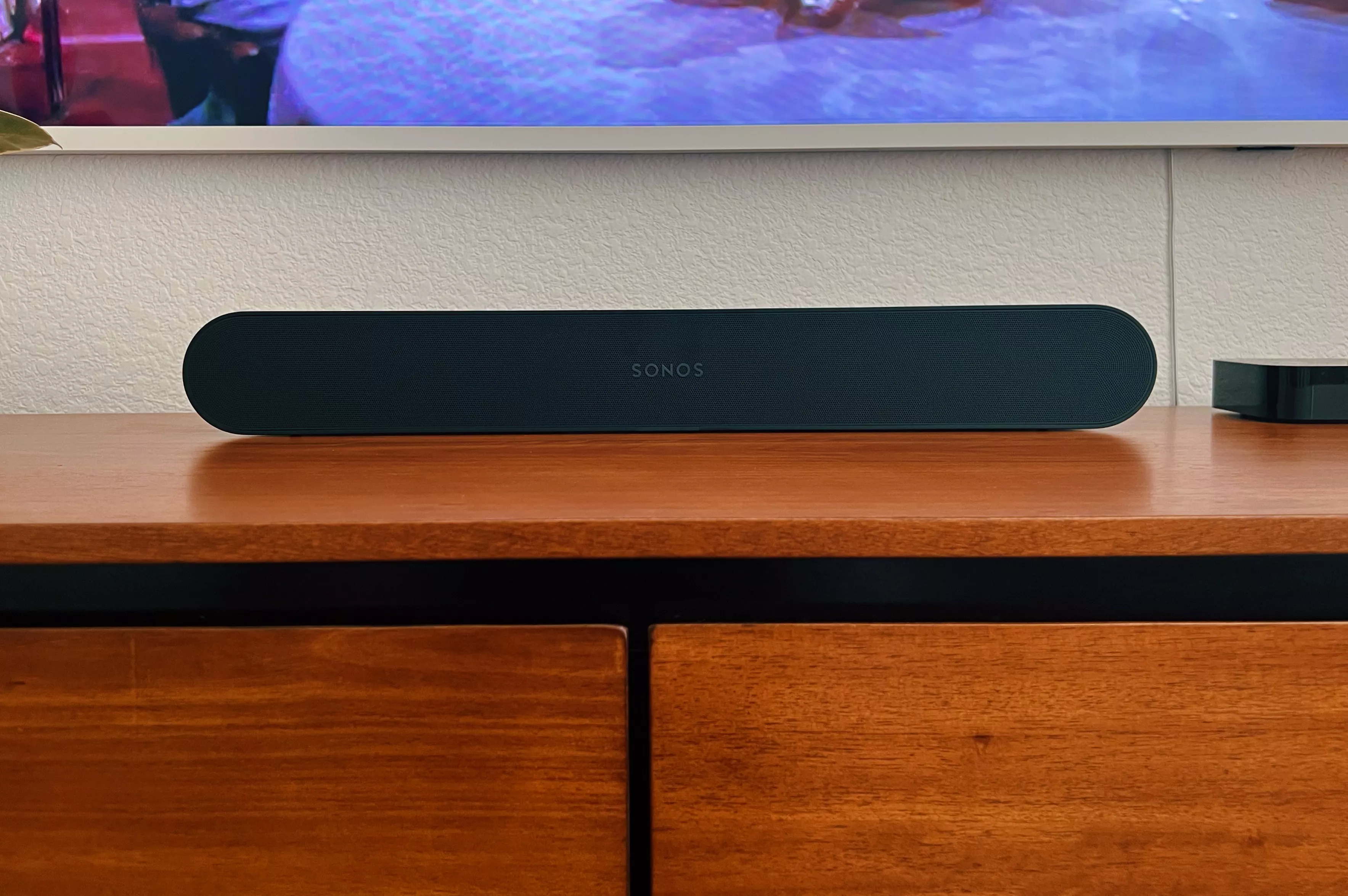 Sonos Ray Is a Budget Soundbar to Ease You Into a Home Filled With Music - Vimarsana News