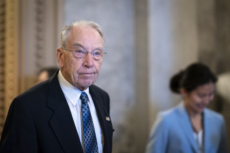 chuck grassley mike franken polls