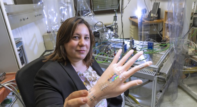 pAnna Maria Coclite from Graz University of Technology and her team have managed to produce a 3-in-1 hybrid material for the next generation of intelligent artificial skin.  (Lunghammer - Graz University of Technology/Zenger)/p
