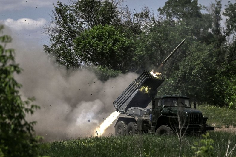 Ukraine Fires Rockets in Donbas