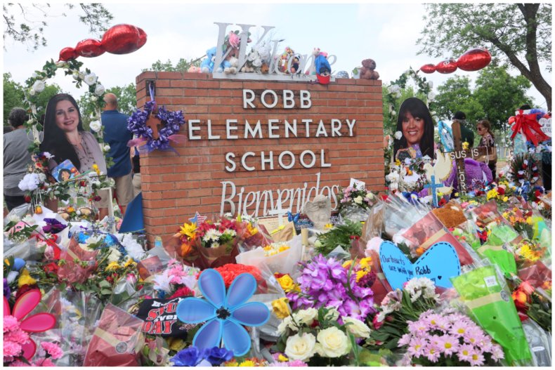 Photo outside Robb Elementary School