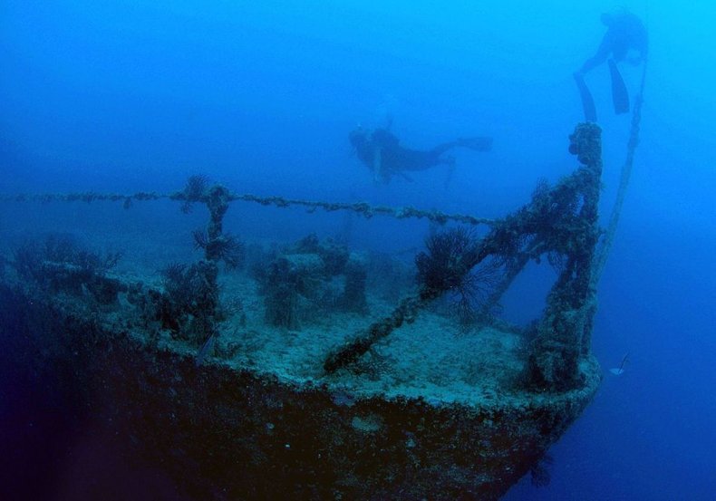 Siegel Grove shipwreck in Key Largo Florida