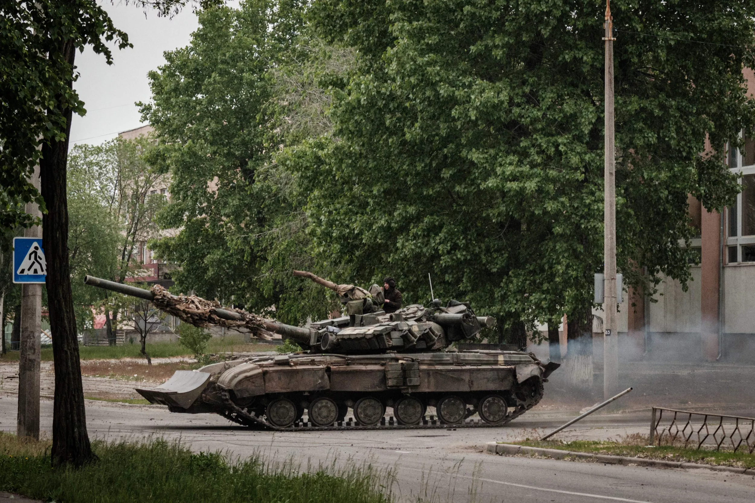 ukrainian-main-battle-tank-severodonetsk