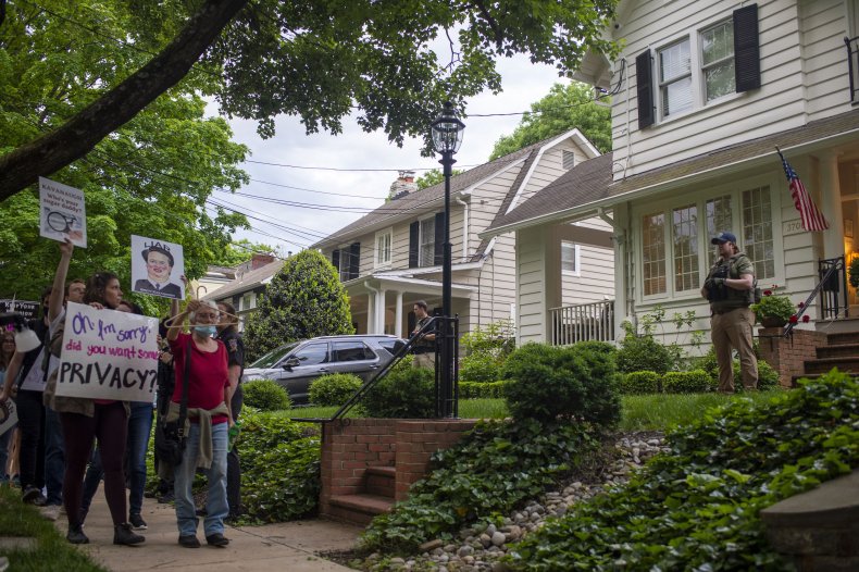 abortion protest Kavanaugh home