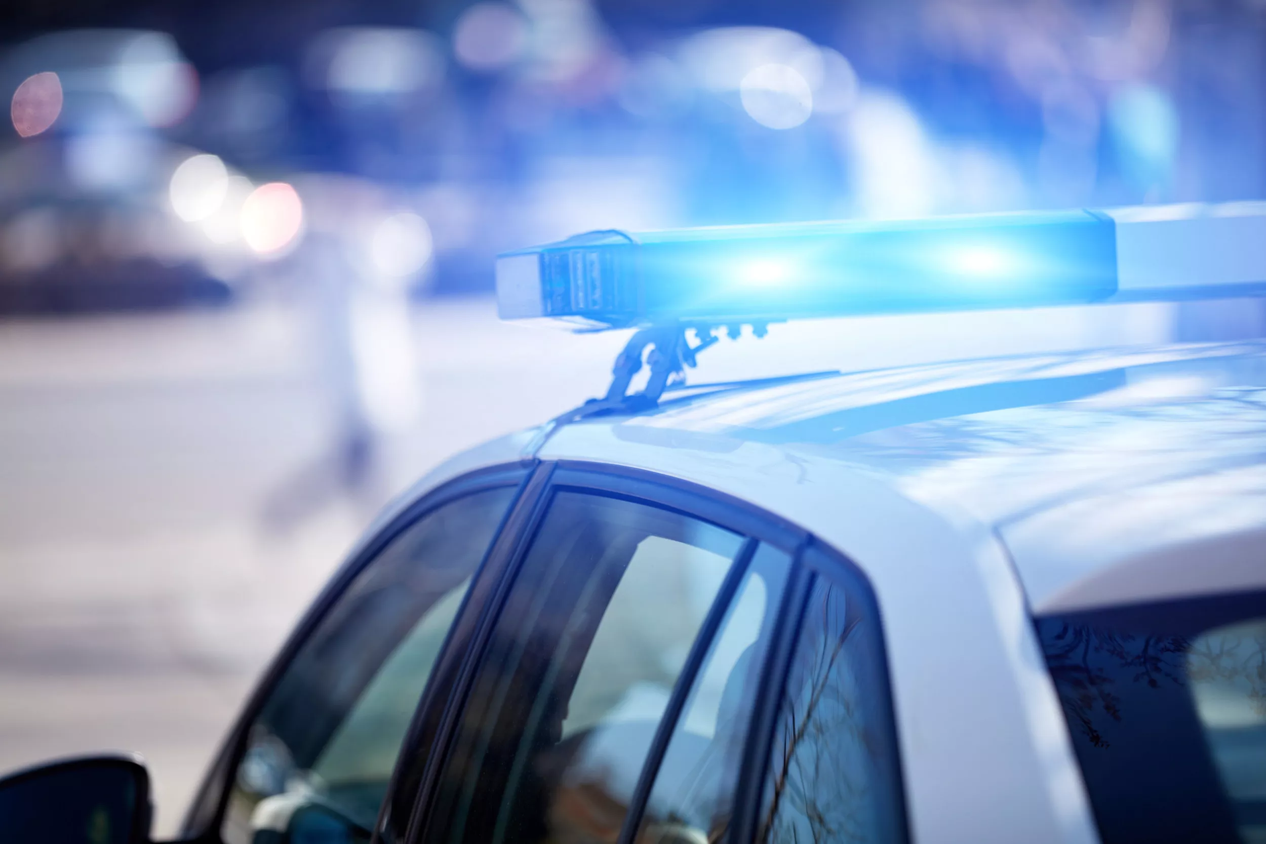 Nude Woman Allegedly Ran Over Officer With His Own Stolen Squad Car: Police - Vimarsana News