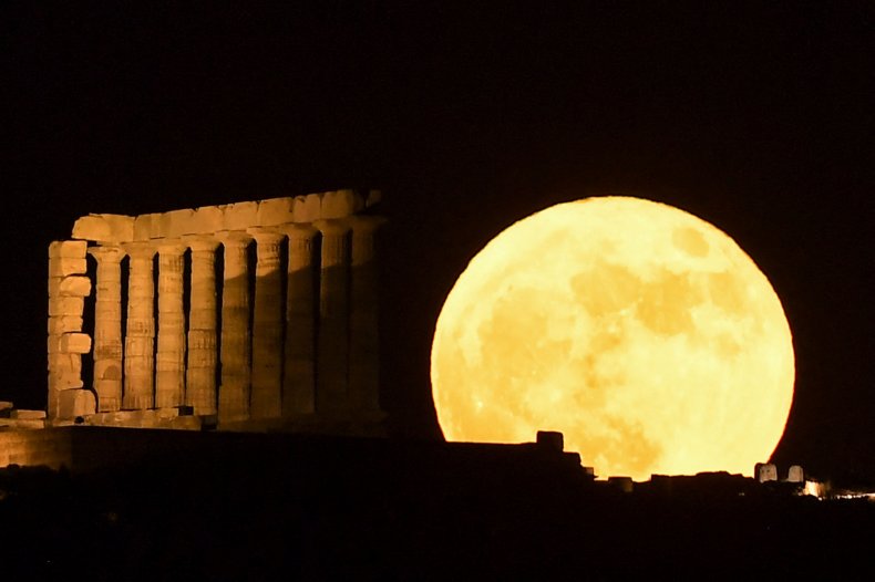 The Strawberry Moon above Greece