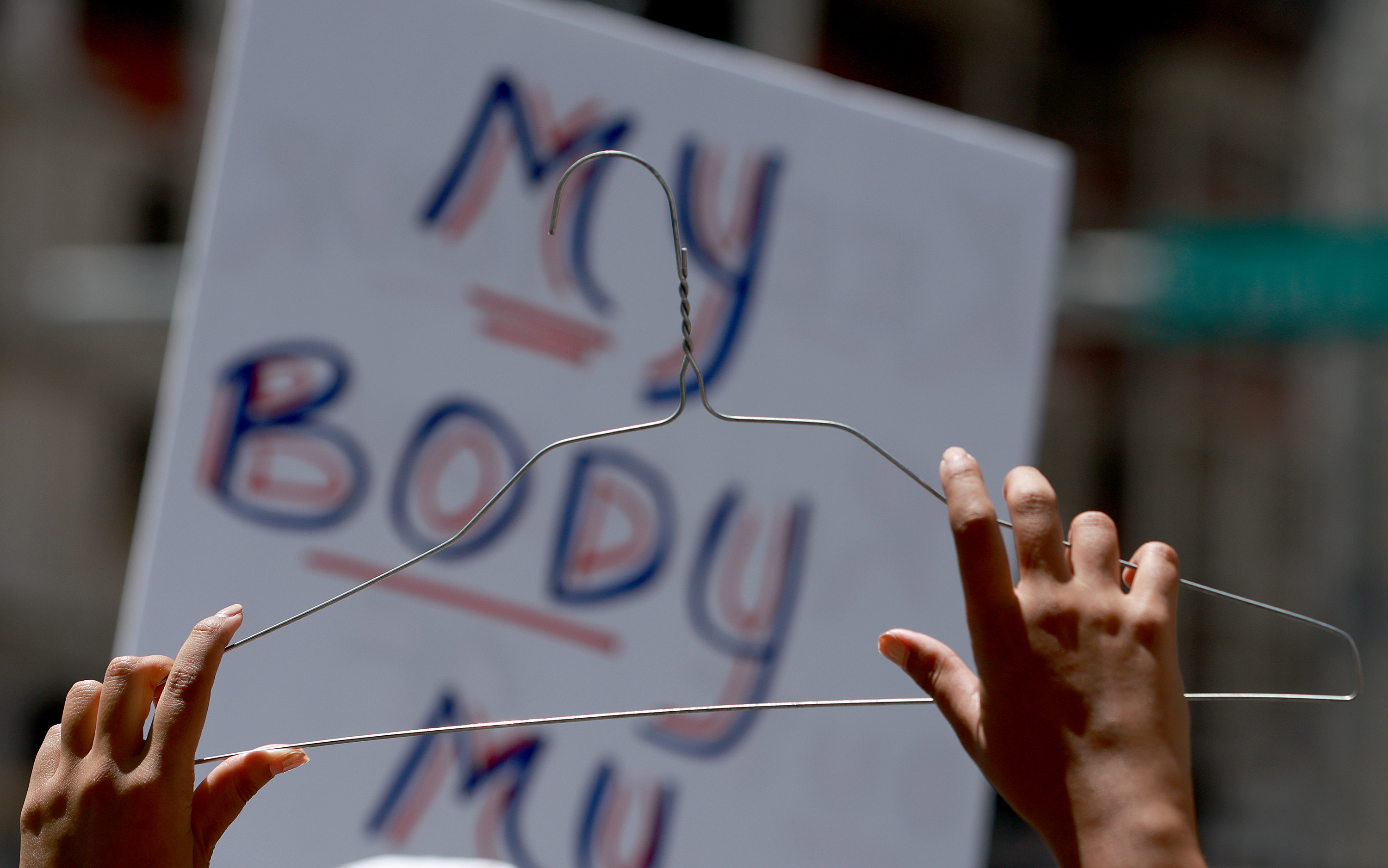 Florida Abortion Law Violates Rights of Jews, Synagogue Says