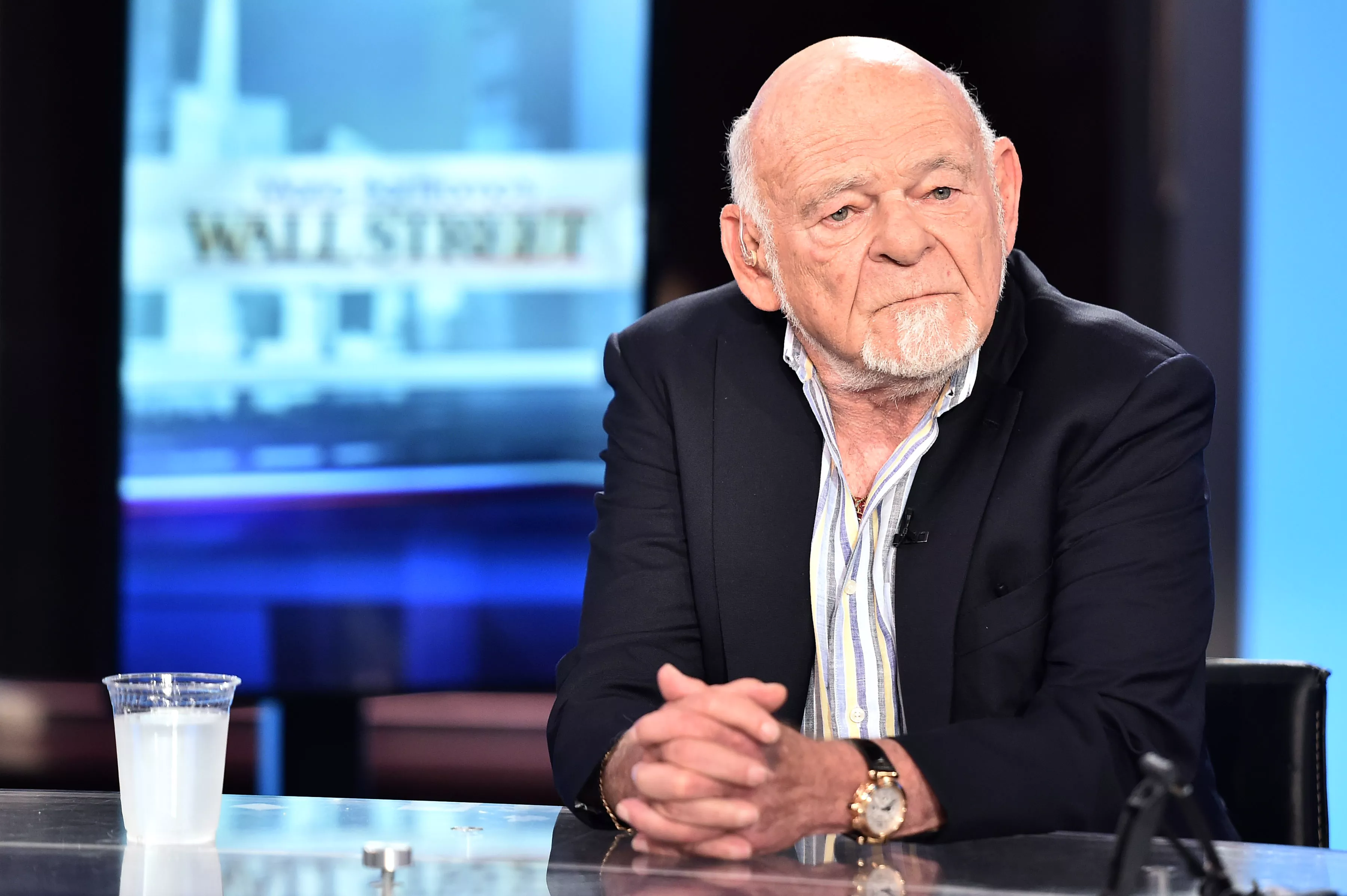 Billionaire Praises Manchin for Saving U.S. From 'Catastrophic' Biden Bill - Vimarsana News